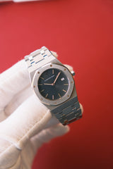 Audemars Piguet Royal Oak “Mid Size” Black Dial on Bracelet